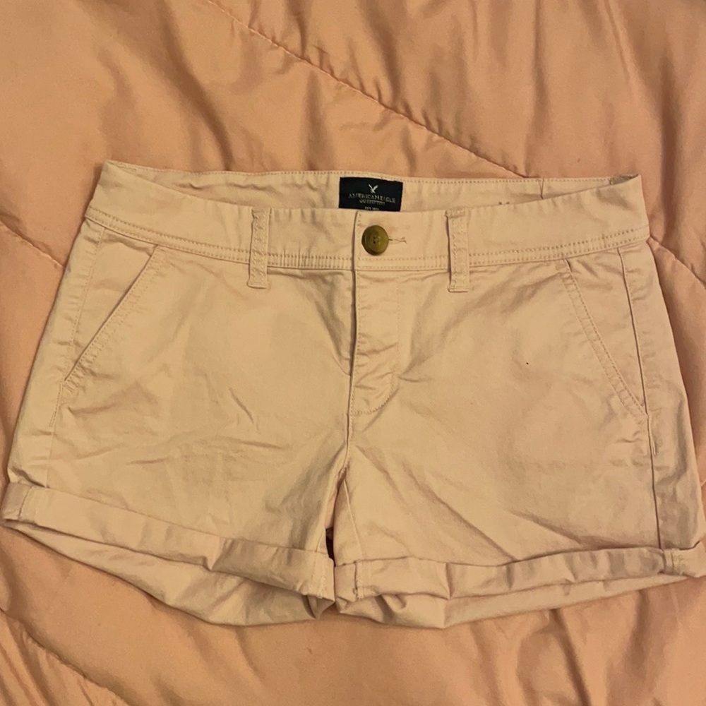 American Eagle Twill shorts Khakis Pink size 4